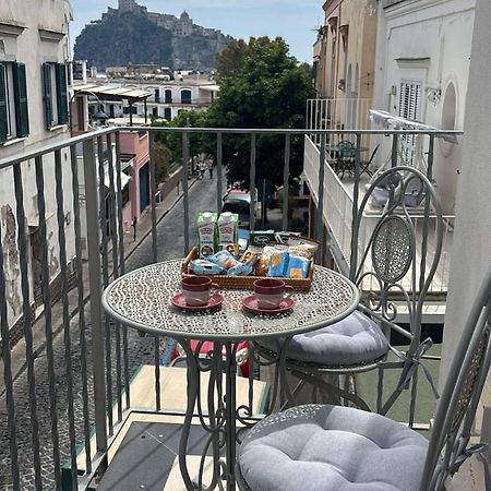 B&B A Due Passi Ischia Extérieur photo