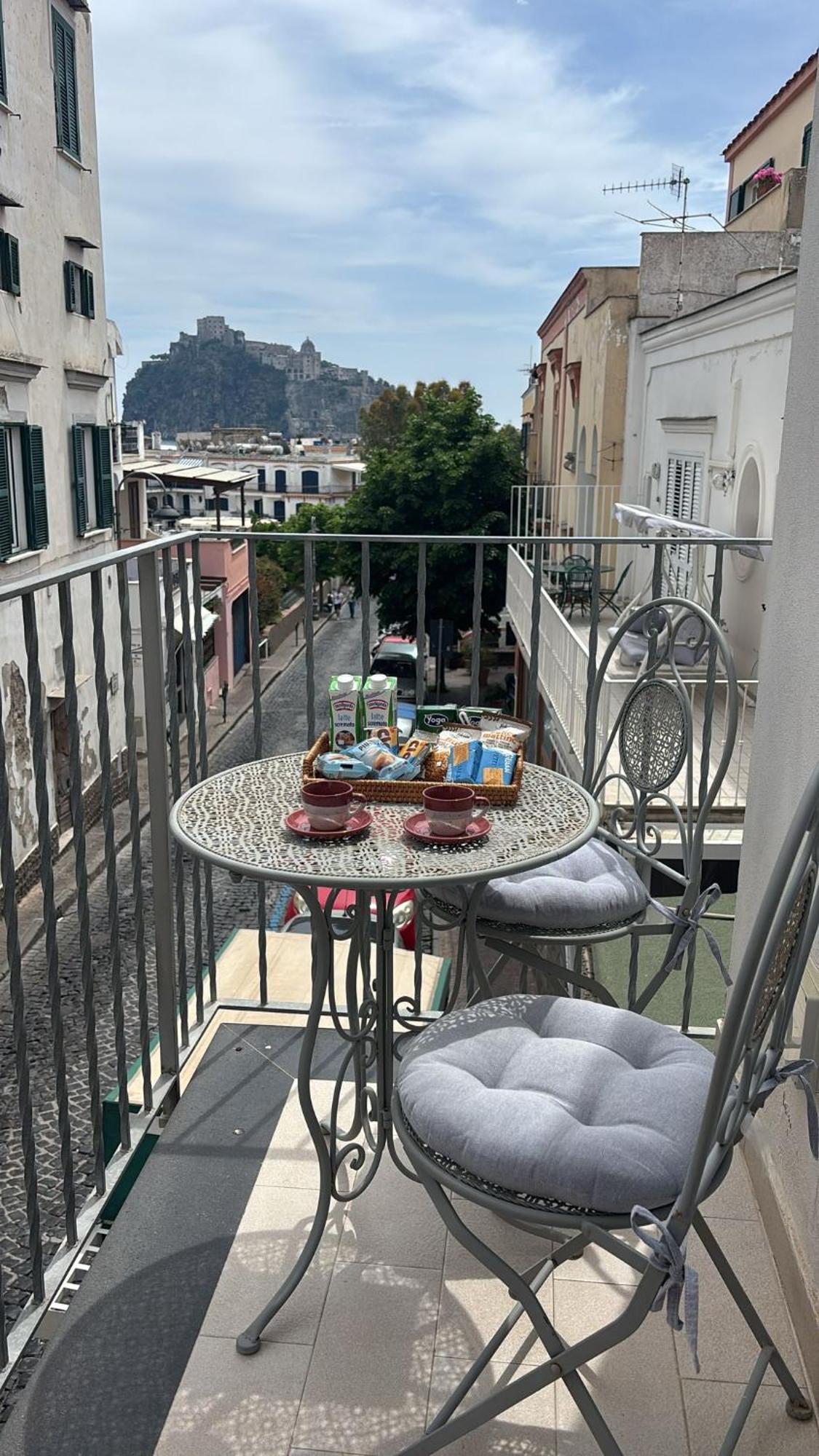 B&B A Due Passi Ischia Extérieur photo